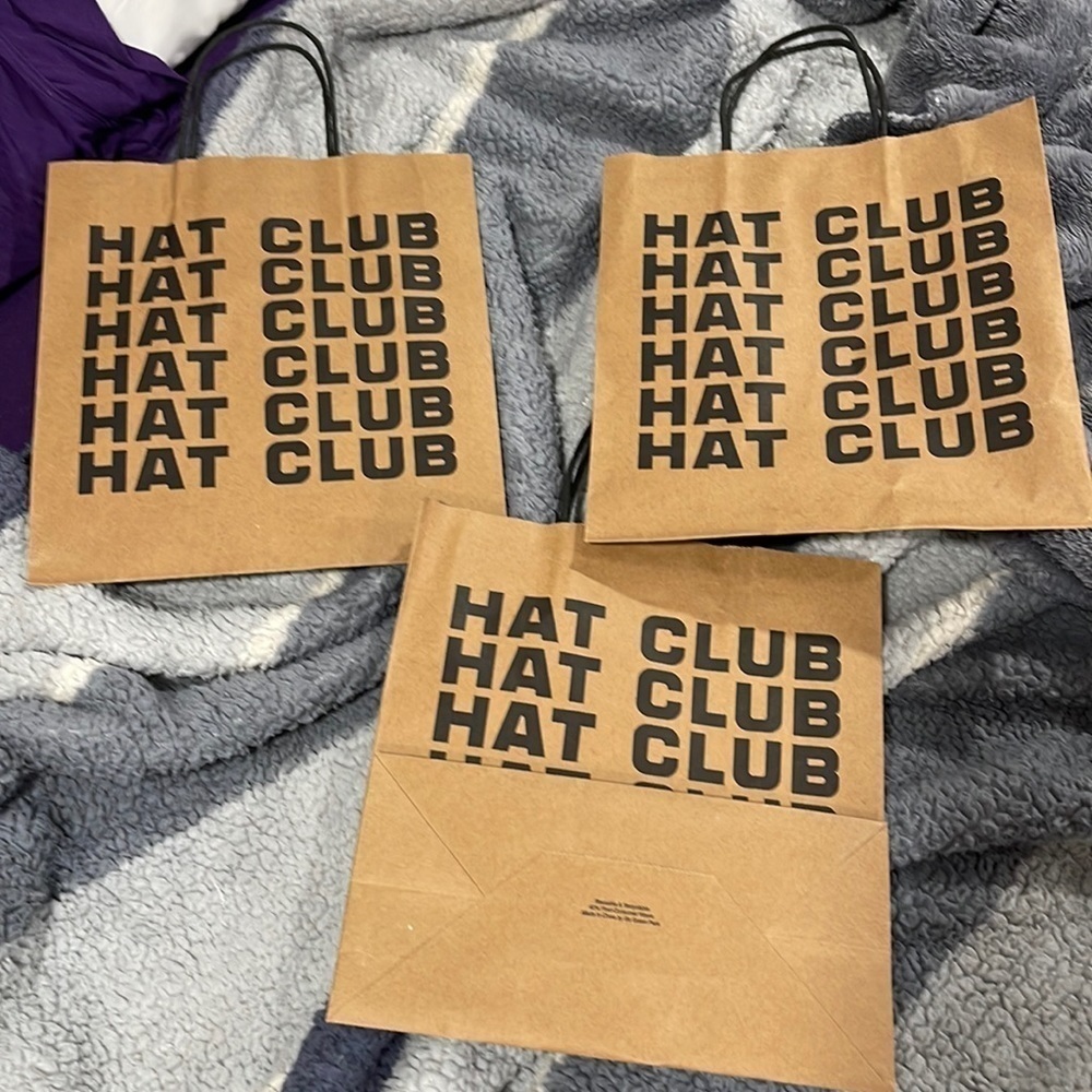 Hat club gift shopping bag